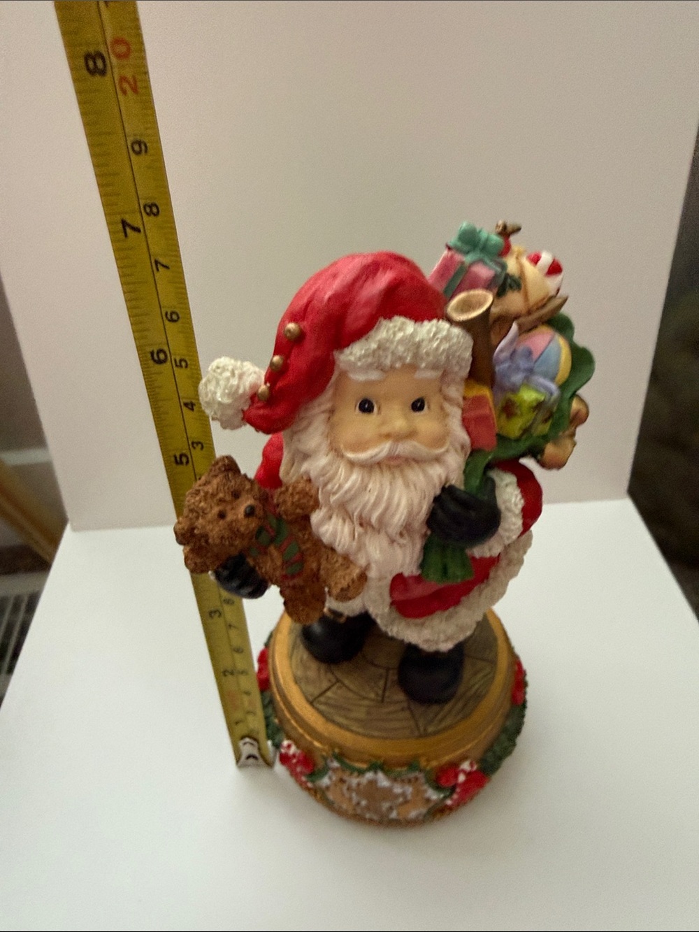San Francisco Music Box Co.Jolly Old St Nick Santa Wind Up Music Box - Picture 9 of 9